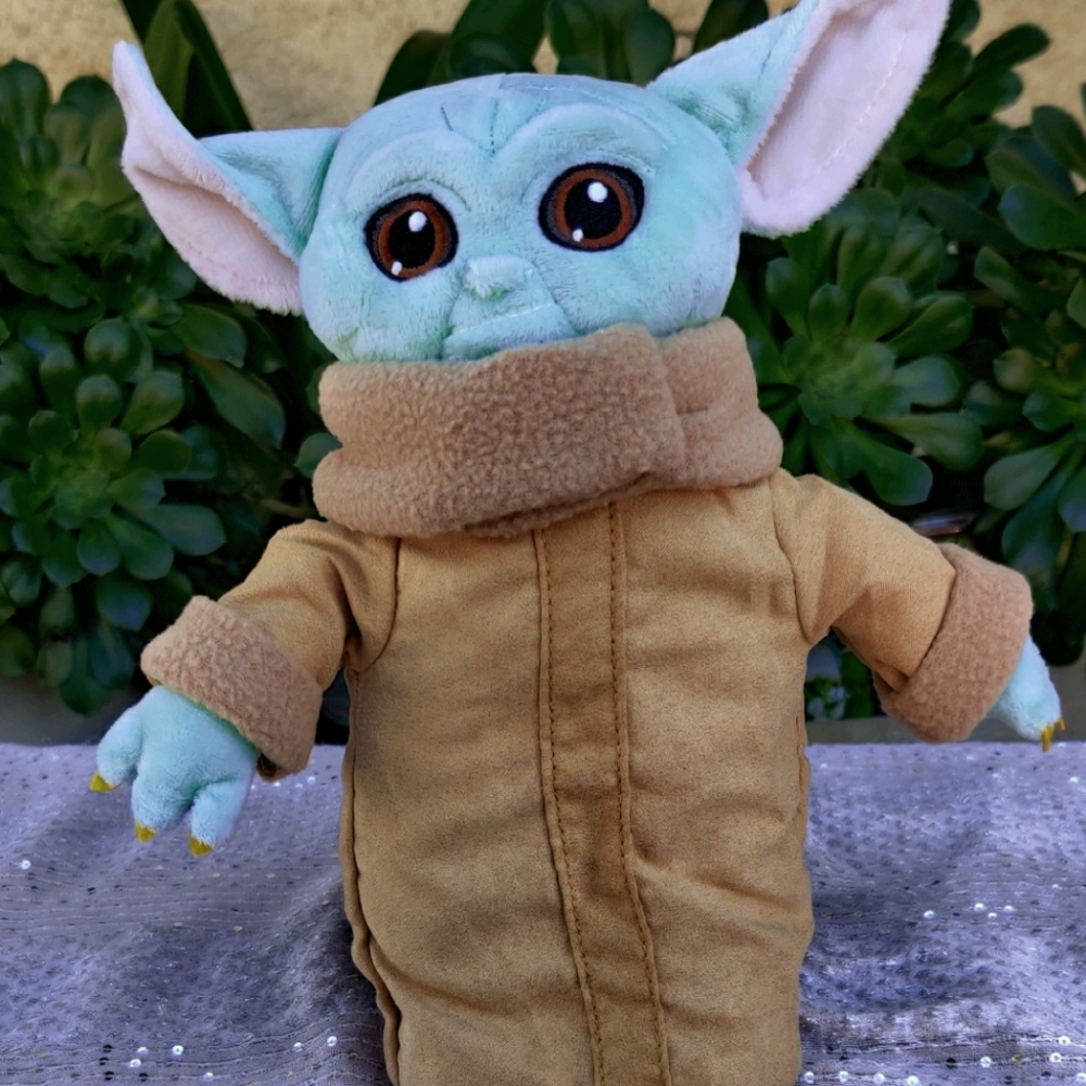Baby yoda plush